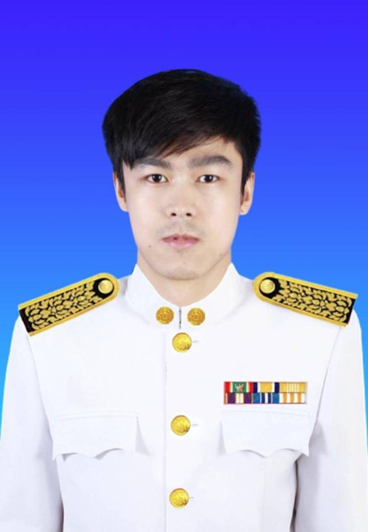 นายคมธนู ควรประเสริฐ